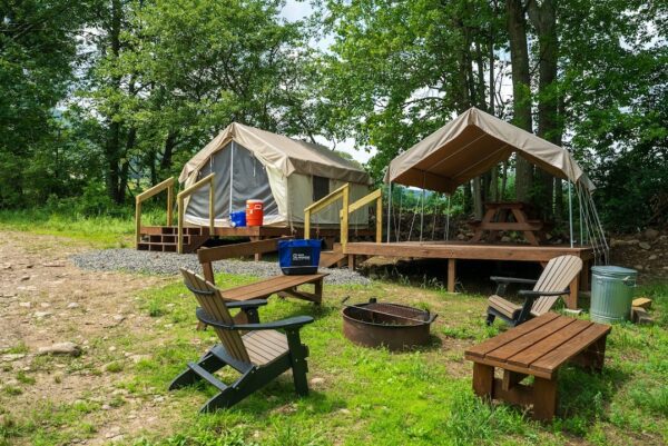 Blue Mountain Camping &amp; Glamping