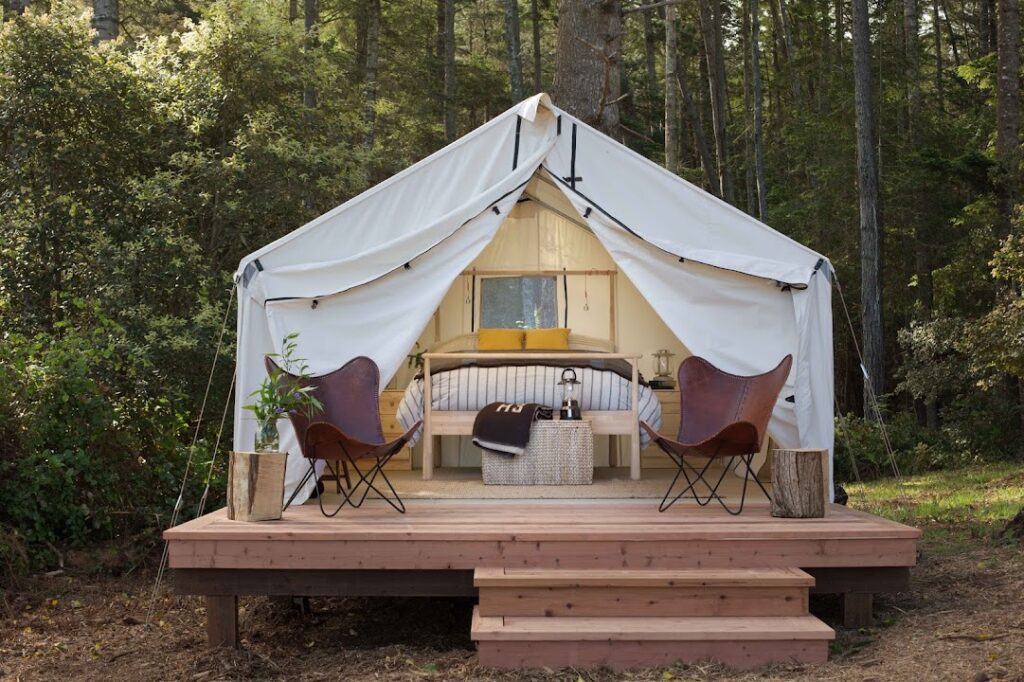 Glamping near Fort Bragg, California