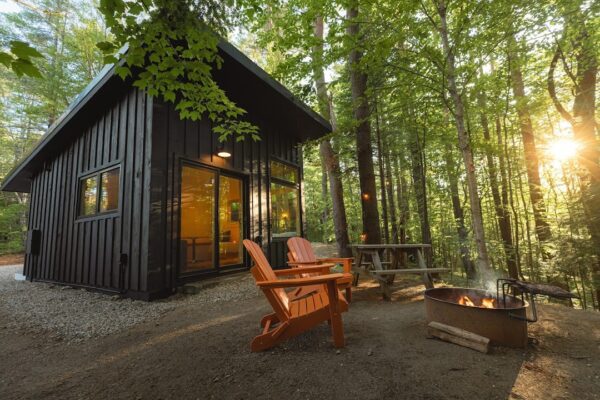 Desert of Maine - Cabins &amp; Glamping