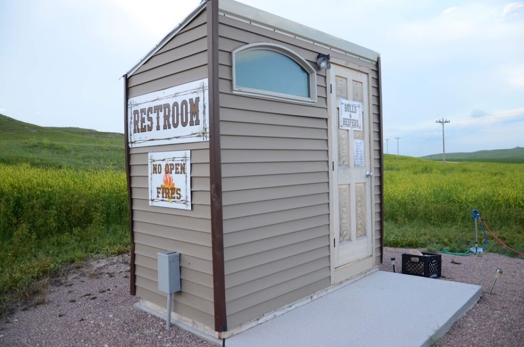 Glamping near Crawford, Nebraska